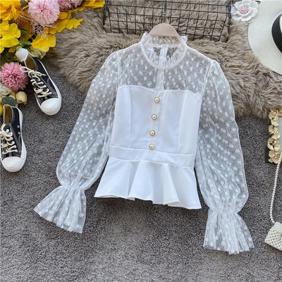 Bluză de damă elegantă cu mâneci lotus și nasturi în alb-negru