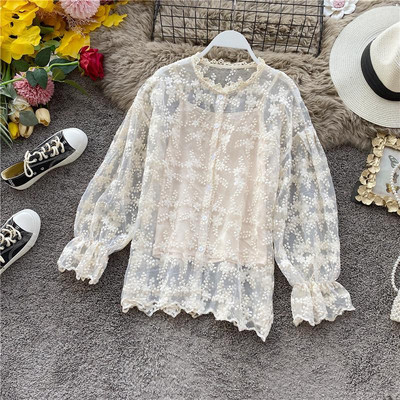 Új modell csipke női ing lótusz ujjal és hímzéssel - retro stílusú fehér, fekete és bézs színben