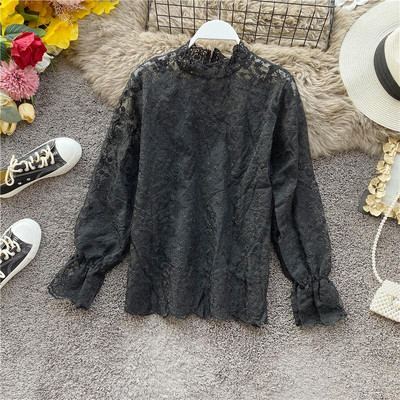 Új modell női csipkeblúz alacsony gallérral és lótusz ujjú fehér, fekete és bézs színben