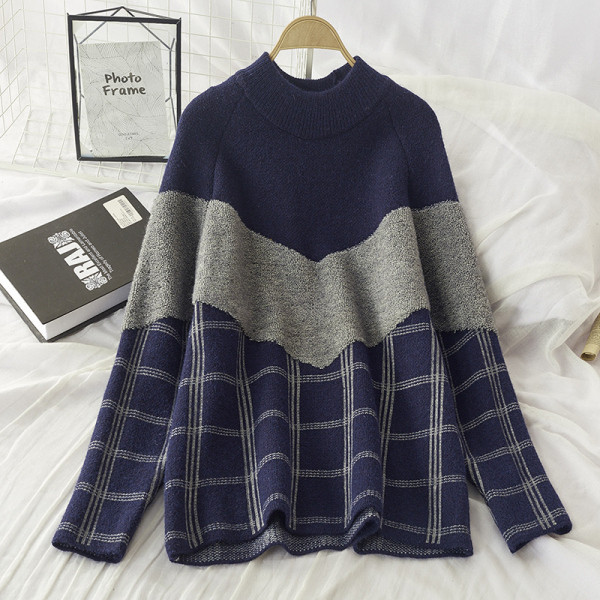 Női téli kockás pulóver kerek nyakkivágással, szürke, fekete és piros színben