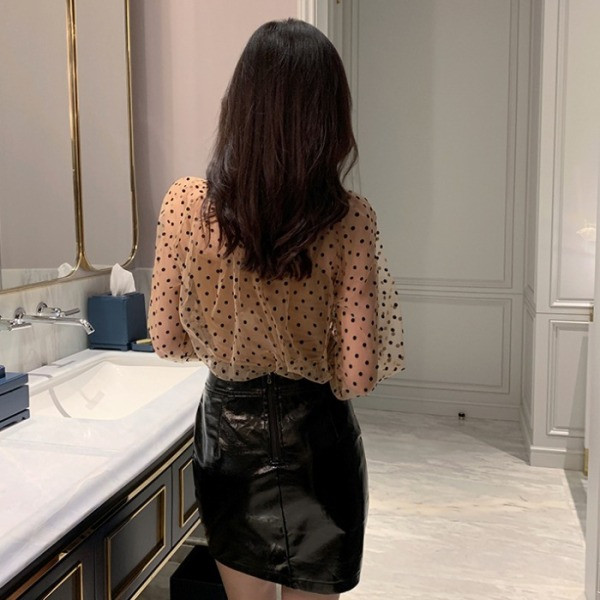 Bluză modernă din șifon transparentă în bej și negru