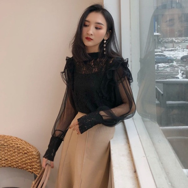 Modern csipke női blúz fekete-fehér tüll fürtökkel és ujjakkal