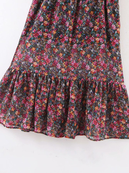 Μακρύ γυναικείο φόρεμα με V-λαιμόκοψη και μανίκια 3/4 με  φλοράλ τύπωμα