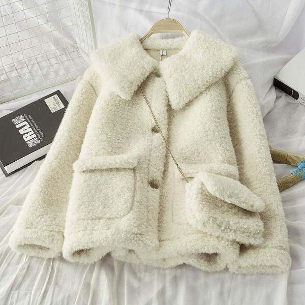 Fehér, zöld, narancs és bézs színű női télikabát zsebekkel