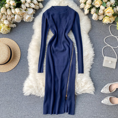 Retro stílusú női ruha hosszú ujjal, cipzárral több színben