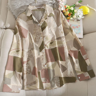 Lezser női ing gombokkal és klasszikus gallérral, két színben