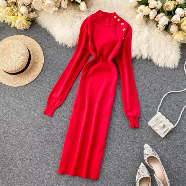 Hosszú női ruha magas gallérral és gombokkal, hat színben