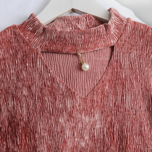 Modern női ing csipkeujjal és gyöngyökkel, különböző színekben