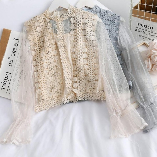 Modern női csipkeblúz hímzéssel és hosszú ujjú, különböző színekben