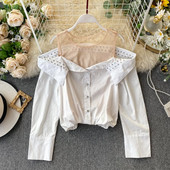 Camasa de dama model nou cu umerii goi si nasturi in alb si negru