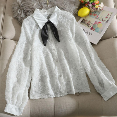 Cămașă de damă modernă cu guler și panglică clasică în alb, negru și bej