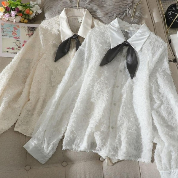 Cămașă de damă modernă cu guler și panglică clasică în alb, negru și bej