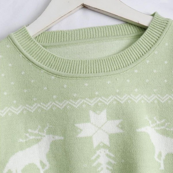 Modern női pulóver karácsonyi mintával és ovális nyakkivágással, négy színben