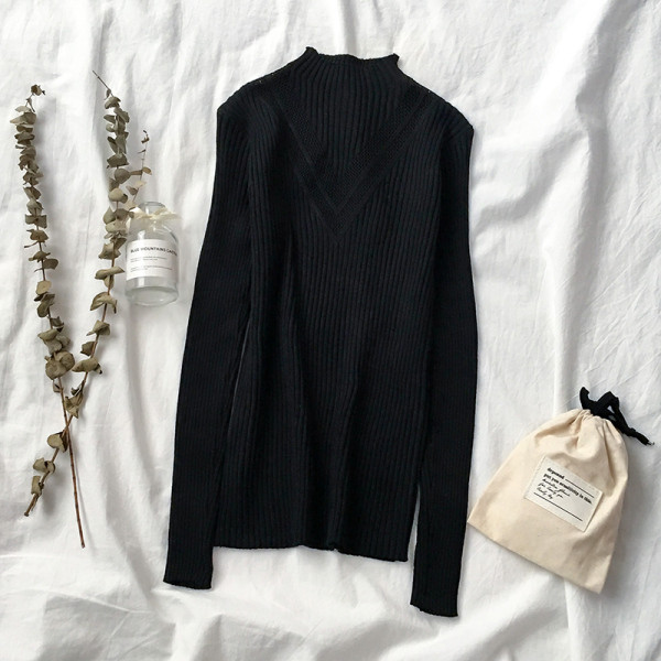 Női pulóver fekete, kék, rózsaszín és fehér színben, alacsony gallérral és hosszú ujjal