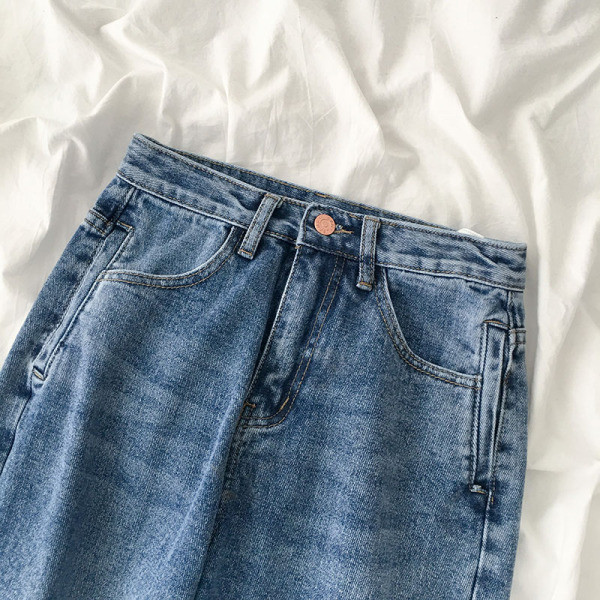 Női alkalmi farmer fekete és kék színben, magas derékkal és zsebekkel