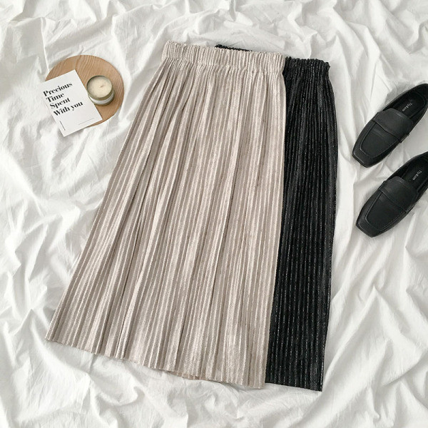 Redős női szoknya bézs és fekete színben gumis derékkal