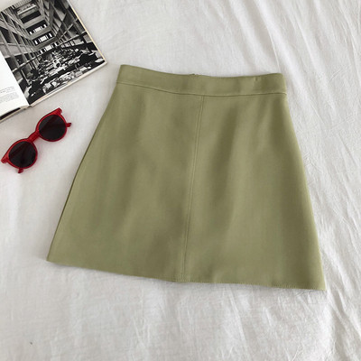 Női bőrszoknya fekete, bézs, zöld és sárga színekben, magas derékkal