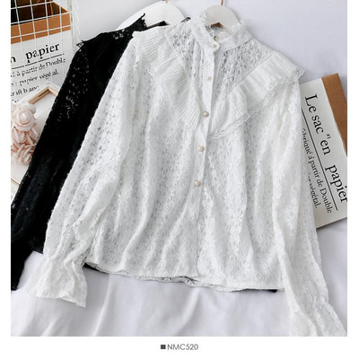 Modern női ing csipkével és gombokkal fehér, fekete és bézs színben