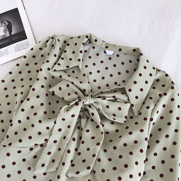 Modern női ing fehér, sárga, fekete és zöld színben, szalaggal