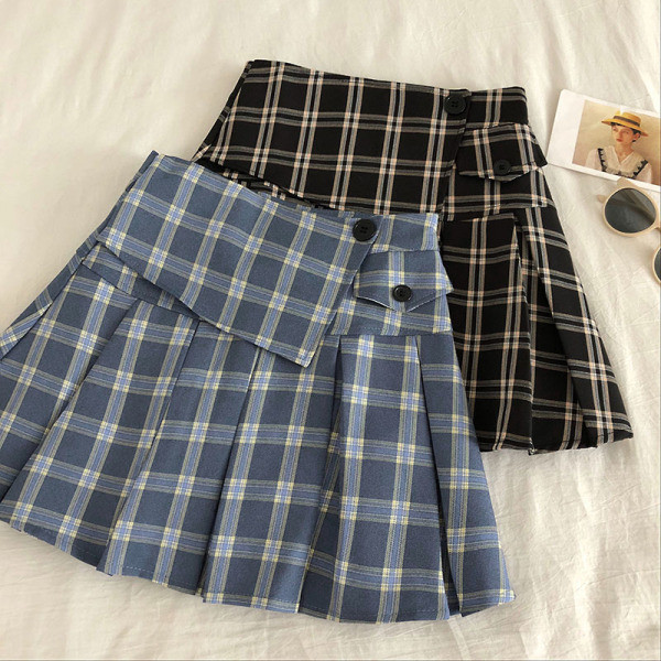 Kockás női szoknya szabású modell négy színben, magas derékkal