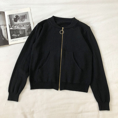 Napi női pulóver öt színben, zsebekkel és cipzárral