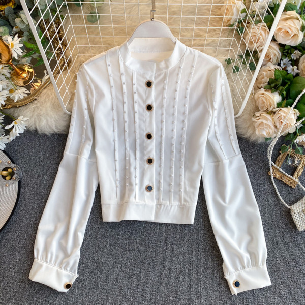 Retro stílusú női ing fehér és fekete színben, kerek nyakkivágással és gombokkal