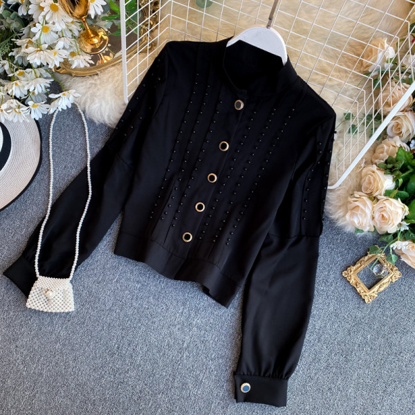 Retro stílusú női ing fehér és fekete színben, kerek nyakkivágással és gombokkal