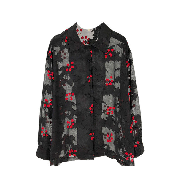 Női tavaszi tüll ing fekete színben, hímzéssel