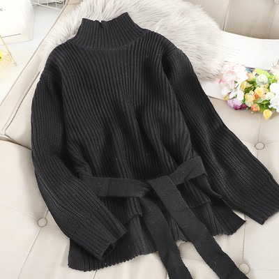 Alkalmi női pulóver magas pólógallérral és rózsaszín és bordó színű szalaggal