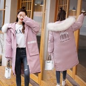 Női téli kabát széles és hosszú modell, hátoldalán hímzéssel fekete, fehér, sárga, rózsaszín és zöld színben