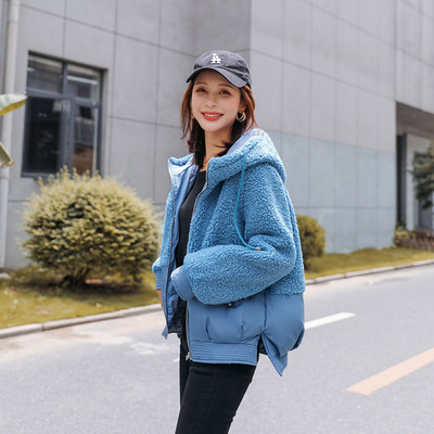 Μοντέρνο γυναικείο φθινόπωρο-χειμωνιάτικο μπουφάν με κουκούλα σε ροζ, πράσινο, μπλε, κίτρινο και λευκό χρώμα