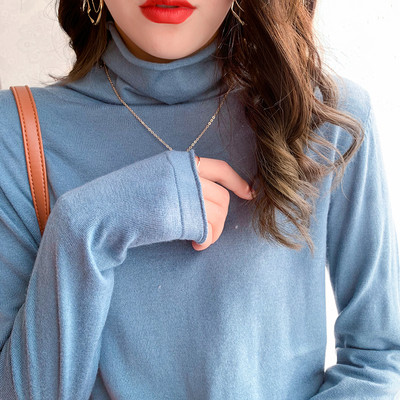 Modern női blúz vékony kötésből, magas gallérral és hosszú ujjú, különböző színekben