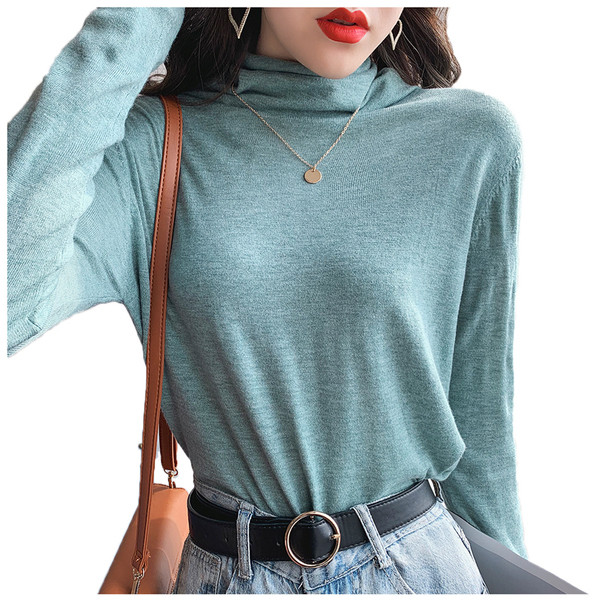 Modern női blúz vékony kötésből, magas gallérral és hosszú ujjú, különböző színekben