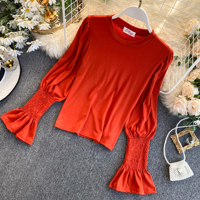 Modern női blúz öt színben, kerek nyakkivágással és széles ujjakkal