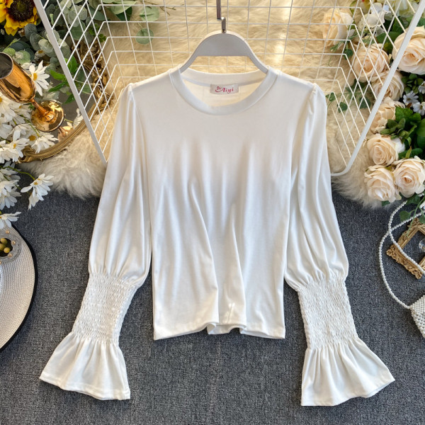 Modern női blúz öt színben, kerek nyakkivágással és széles ujjakkal