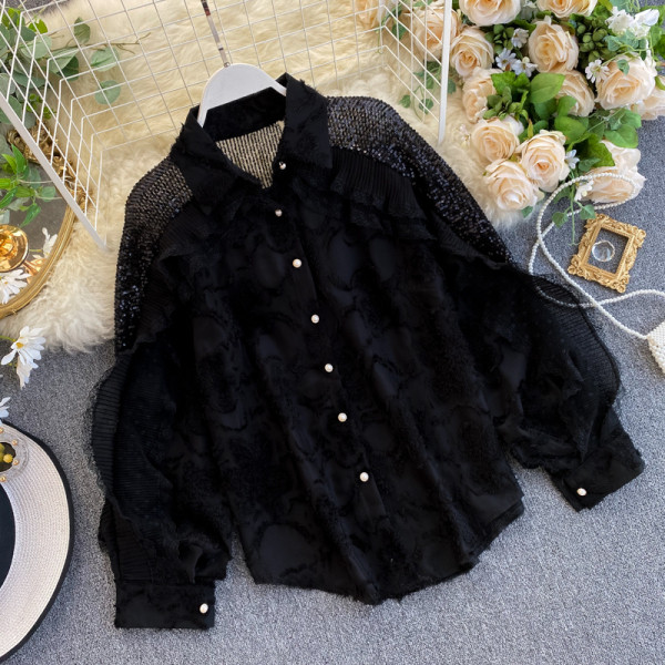 Modern női ing fehér és fekete színben, klasszikus gallérral és flitterekkel