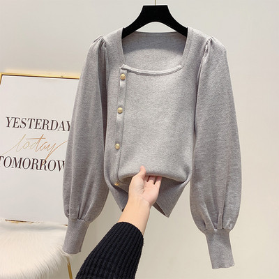 Modern női pulóver négyzet alakú nyakkivágással és gombokkal több színben