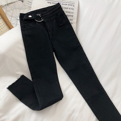 Női farmer kék, szürke és fekete színben Karcsú modell, magas derékkal