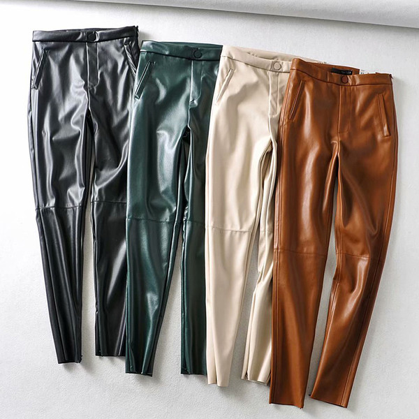 Hosszú testhez szabott ökobőr nadrág magas derékkal, barna, fehér, zöld és fekete nadrágban