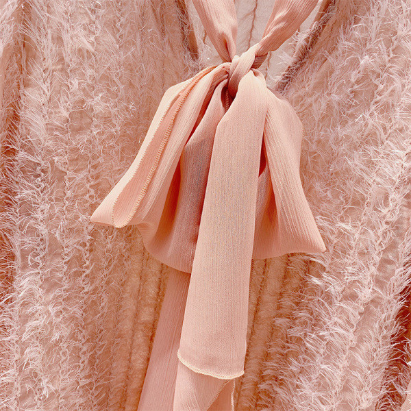 Modern női ing szalaggal és hosszú ujjú bézs és rózsaszín színben