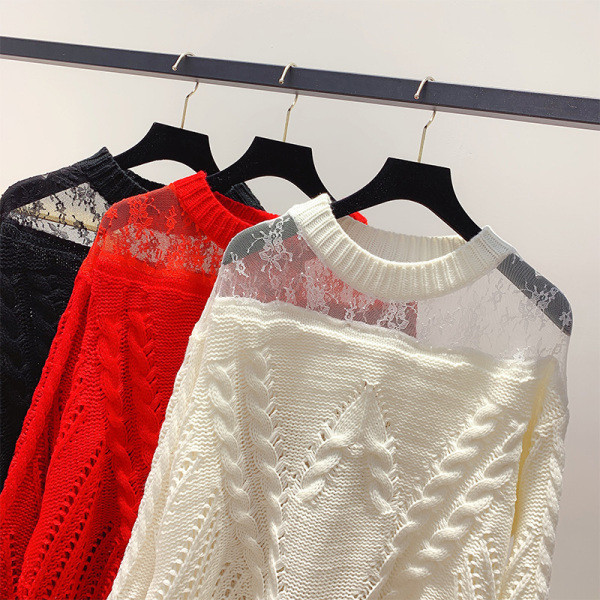 Γυναικείο καθημερινό πουλόβερ με τούλι και με  οβάλ ντεκολτέ, κόκκινο, μαύρο και άσπρο χρώμα