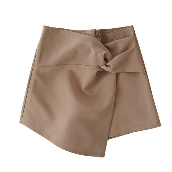 Modern női szoknya-nadrág fekete, bézs és barna színben, magas derékkal