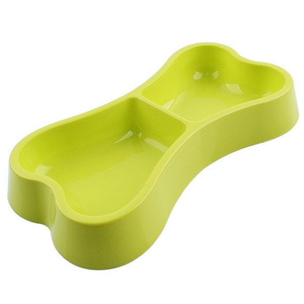 Kutyatál két rekesszel étel és víz tárolására, csont alakú rózsaszín, kék és zöld színben