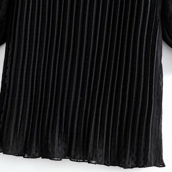 Modern rakott ruha egyenes modell tüll ujjú fekete színben