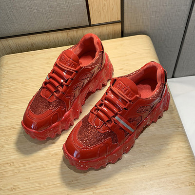 Női alkalmi cipők durva talppal ökobőrből fekete, fehér és piros színben