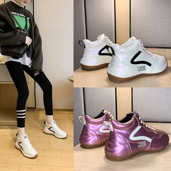 Model nou de adidasi de dama cu efect stralucitor in alb si mov