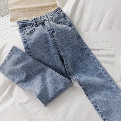 Női farmer fekete, szürke és kék színben, magas derékkal és zsebekkel