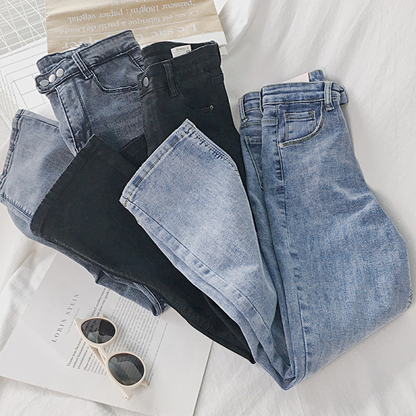 Női farmer fekete, szürke és kék színben, magas derékkal és zsebekkel