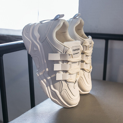 Casual ανδρικά πάνινα παπούτσια με λουράκια βελκρό σε λευκό, μπεζ και ροζ χρώμα