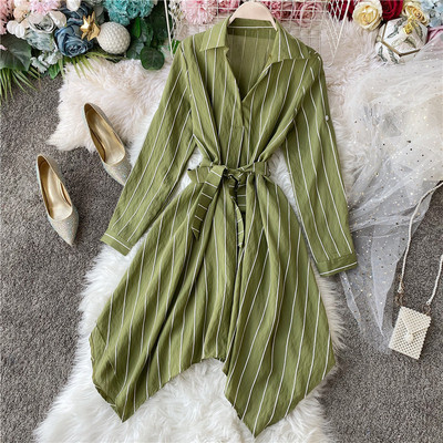 Modern női aszimmetrikus ruha nyakkendővel és spitz nyakkivágással, öt színben